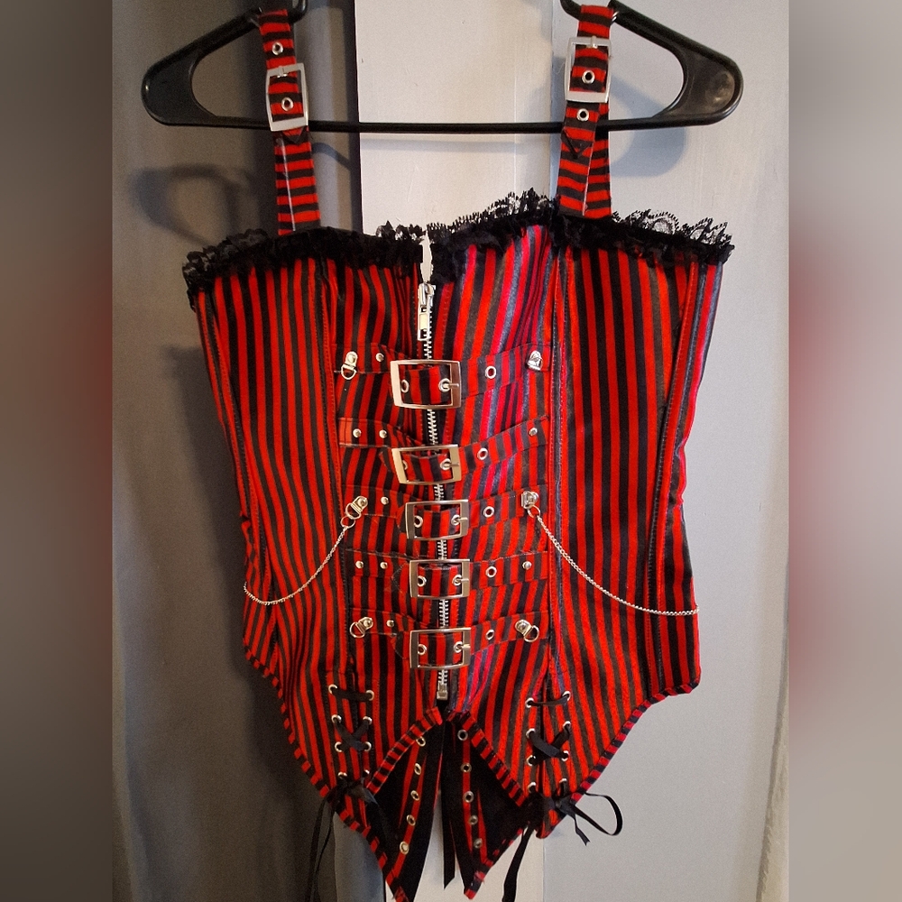 Women's strampunk NWOT adjustable corset.